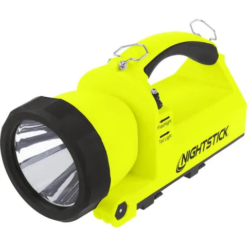 IS RECHARGEABLE DUAL-LIGHT LANTERN W/PIVOTING HEAD